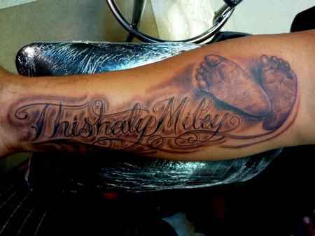 Tattoos - Baby feet - 75627