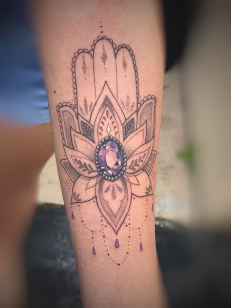 Tattoos - Jewel hamsa - 141577