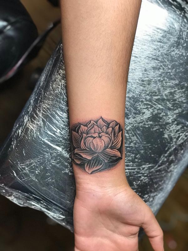 cover up Lotus Flower by Josh: TattooNOW