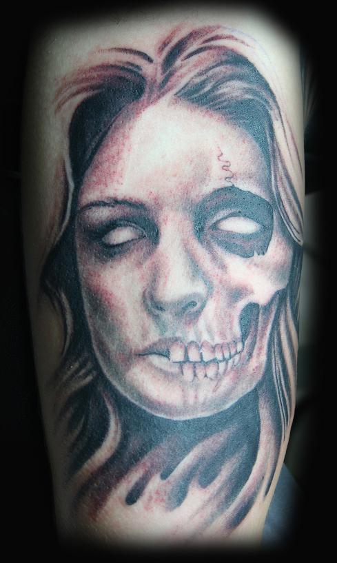 Stevie Monie - Skeleton Lady Tattoo