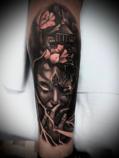 Tattoos - Abstract woman - 144875